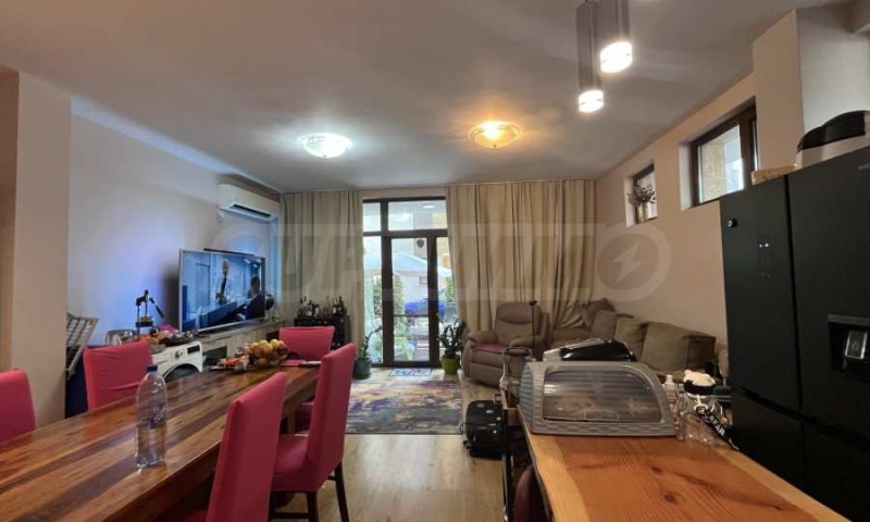 Til salg  Hus Burgas , Sarafovo , 196 kvm | 98916154 - billede [5]