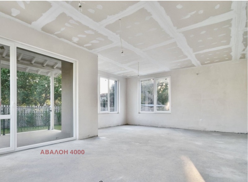 Продава КЪЩА, гр. Пловдив, Коматево, снимка 5 - Къщи - 53084539