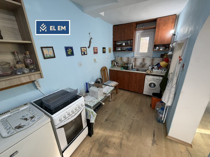 Продава КЪЩА, с. Владо Тричков, област София област, снимка 7 - Къщи - 53204556