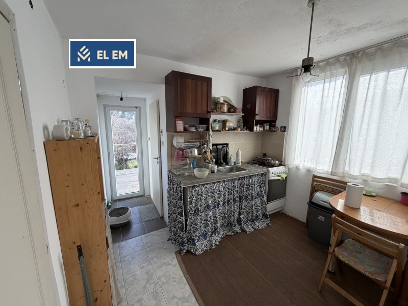 Продава КЪЩА, с. Владо Тричков, област София област, снимка 5 - Къщи - 53204556