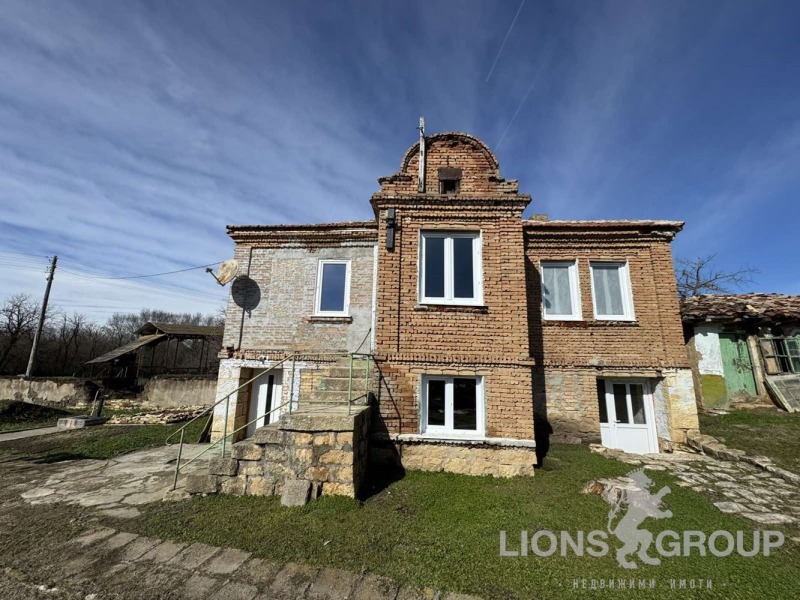 Продава КЪЩА, с. Червенци, област Варна, снимка 2 - Къщи - 53602053