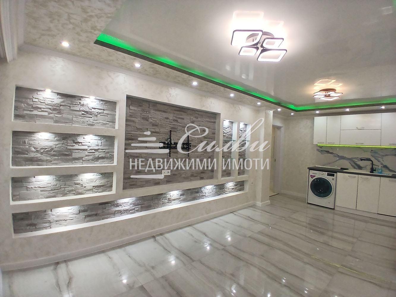 Продава 3-СТАЕН, гр. Шумен, Добруджански, снимка 2 - Апартаменти - 52604984