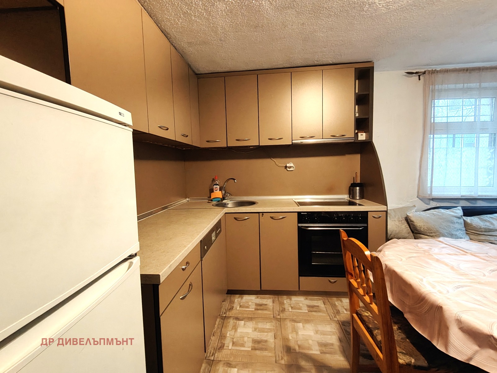 Продава 4-СТАЕН, гр. София, Гео Милев, снимка 9 - Апартаменти - 54599964