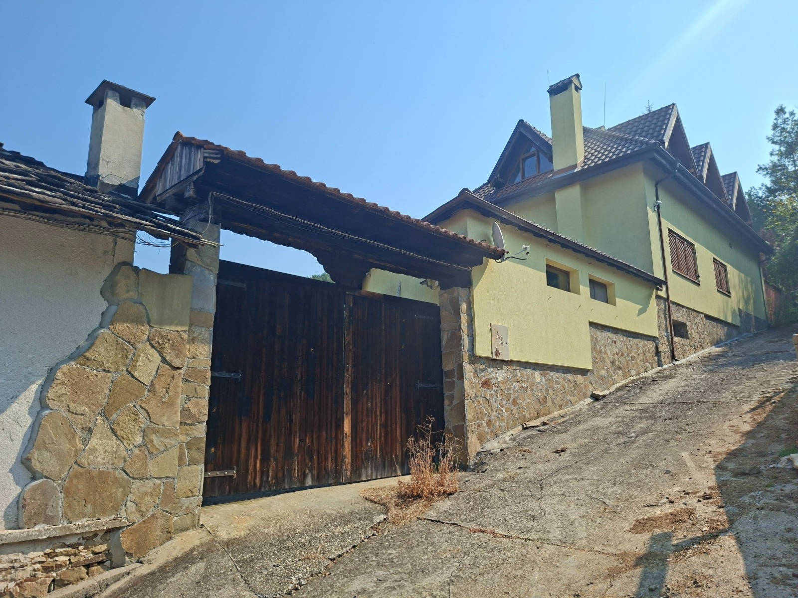 Продава КЪЩА, с. Дълбок дол, област Ловеч, снимка 3 - Къщи - 56221656