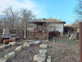 Продажба на имоти в с. Гешаново, област Добрич - изображение 2 