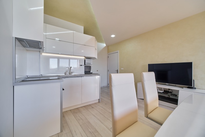 Na prodej  1 ložnice Varna , Vinica , 56 m2 | 56003754 - obraz [2]