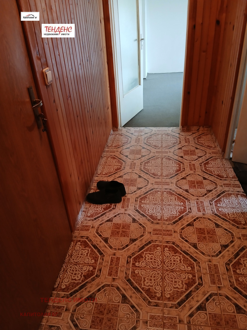 Продава 2-СТАЕН, гр. Кърджали, Възрожденци, снимка 11 - Апартаменти - 52690859