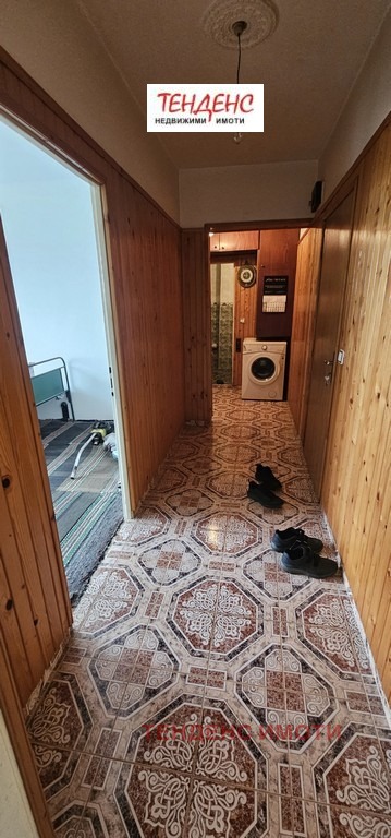 Продава 2-СТАЕН, гр. Кърджали, Възрожденци, снимка 2 - Апартаменти - 52690859