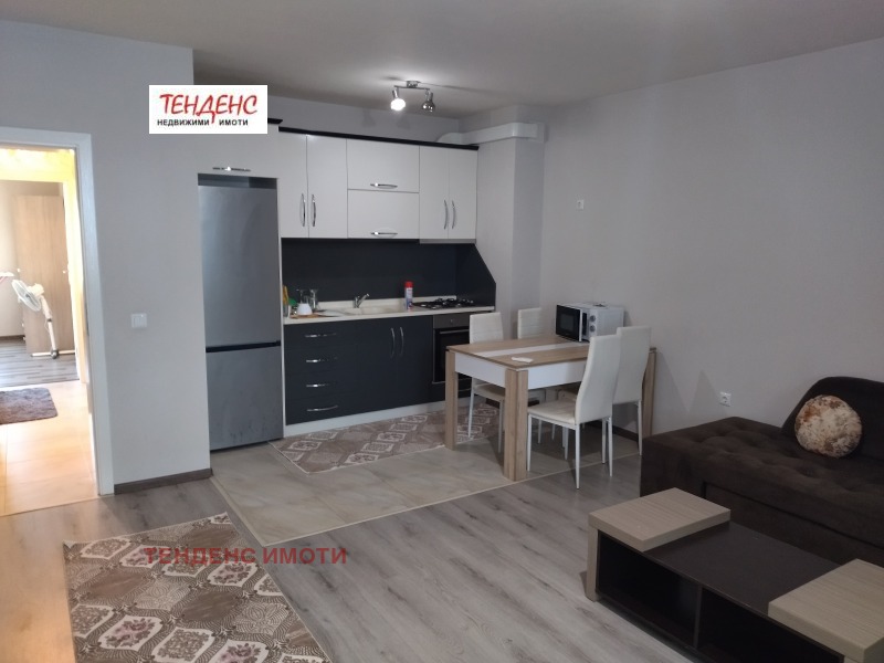 Продава 3-СТАЕН, гр. Кърджали, Възрожденци, снимка 1 - Aпартаменти - 47402899