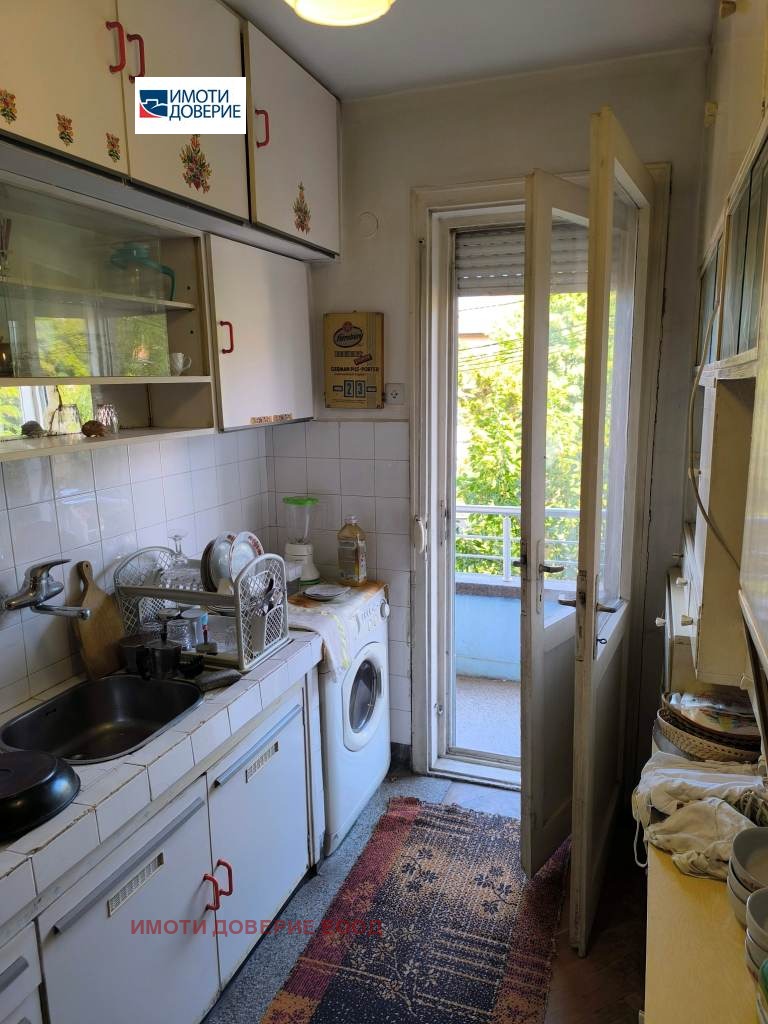 Продава  3-стаен град Плевен , Идеален център , 108 кв.м | 15226204 - изображение [8]