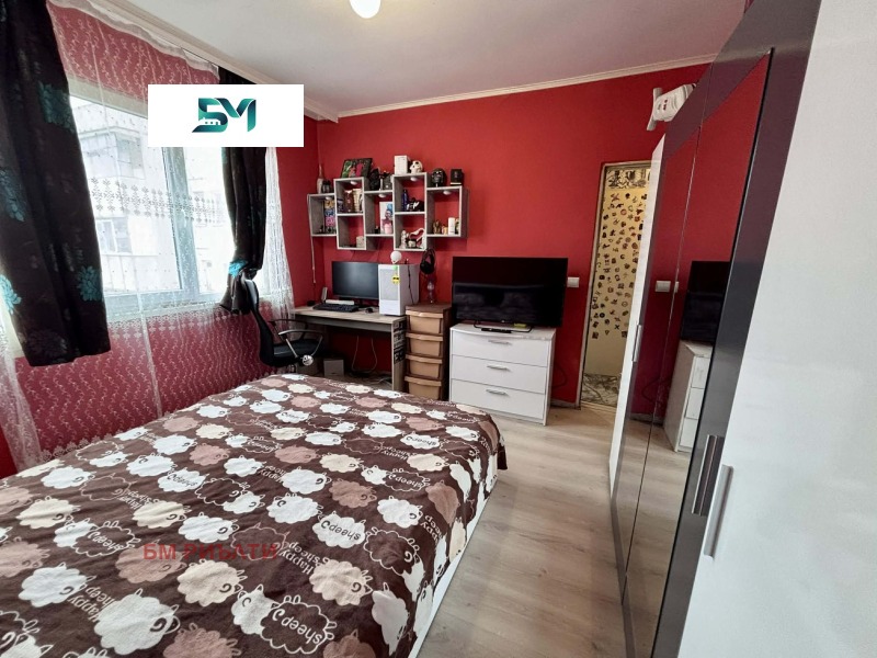 Продава 3-СТАЕН, гр. Велико Търново, Зона Б, снимка 2 - Апартаменти - 52884678