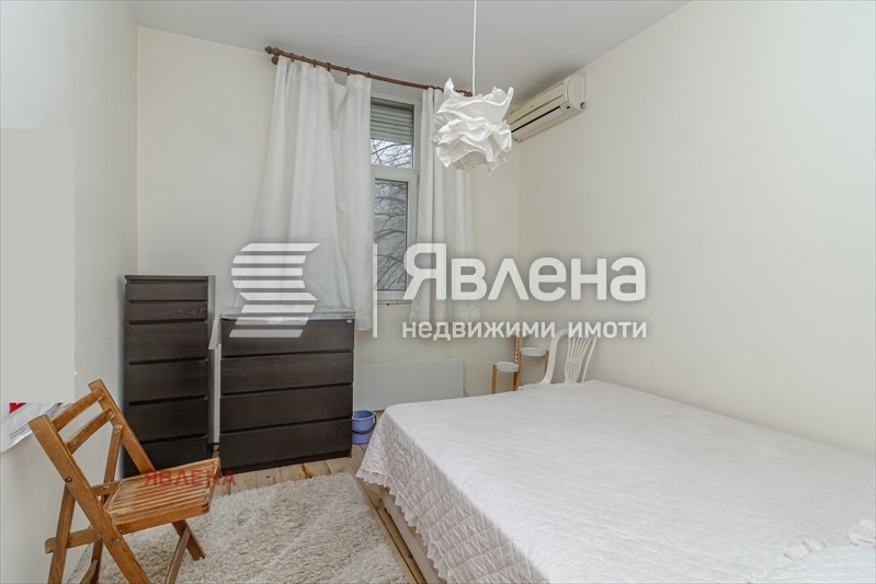 Продава 4-СТАЕН, гр. София, Център, снимка 7 - Aпартаменти - 49069056