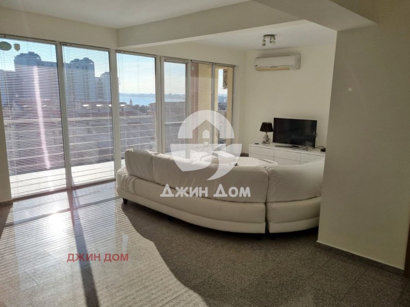 Продава МНОГОСТАЕН, гр. Свети Влас, област Бургас