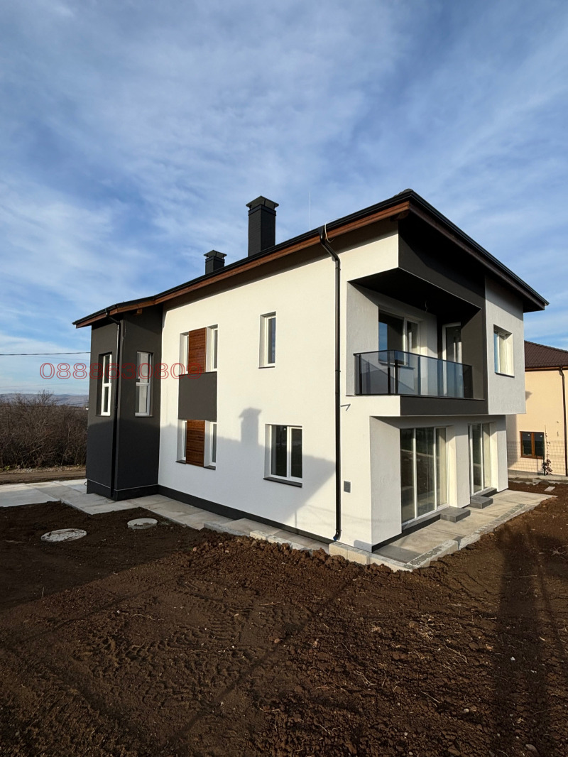 Продава  Къща, област София, с. Пролеша •  309 000 EUR • ID 73332719 — holmes.bg - [1] 