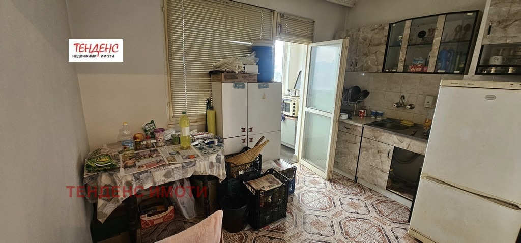 Продава 2-СТАЕН, гр. Кърджали, Възрожденци, снимка 2 - Апартаменти - 52690859