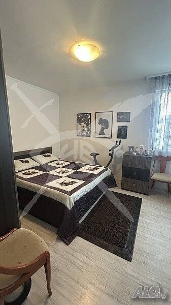 Продава 4-СТАЕН, гр. Бургас, Възраждане, снимка 2 - Апартаменти - 53636118