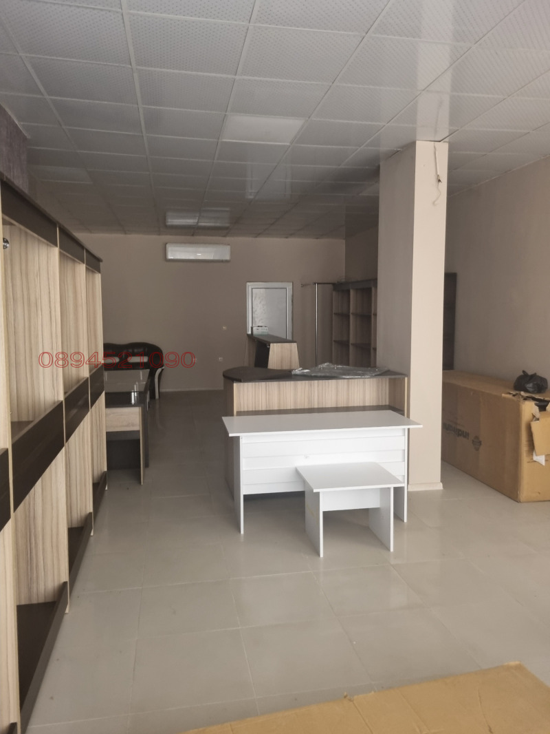 Продава МАГАЗИН, гр. Разград, Център, снимка 3 - Магазини - 52782297