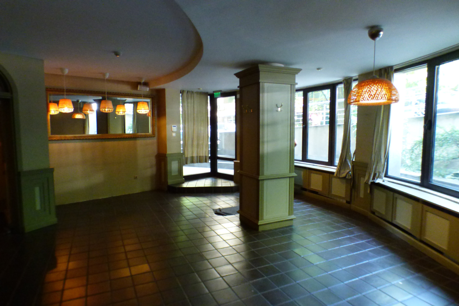 Продава МАГАЗИН, гр. София, Студентски град