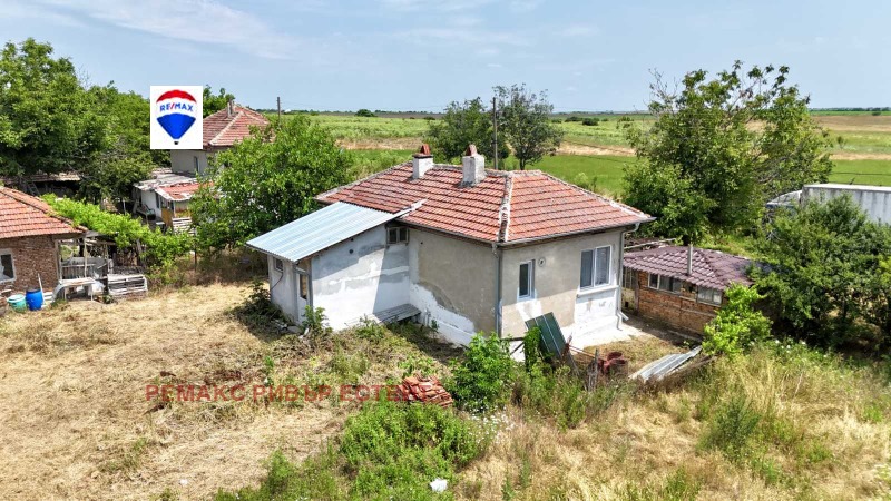 Продава КЪЩА в област Русе, с. Голямо Враново - 52 кв.м / 44 500 € » 87 034.44 лв., РЕМАКС РИВЪР ЕСТЕЙТ