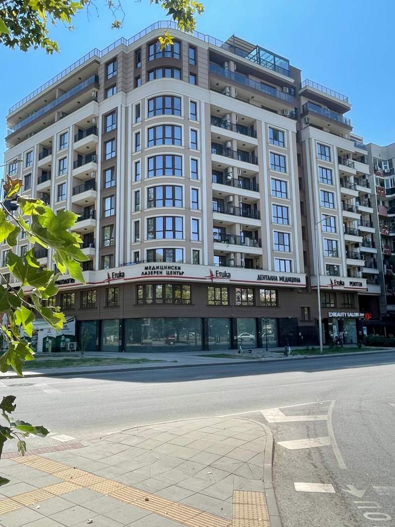 Te koop  2 slaapkamers Plovdiv , Mladezjki Chalm , 94 m² | 12079327