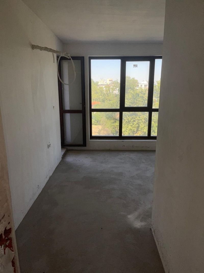 Te koop  2 slaapkamers Plovdiv , Mladezjki Chalm , 94 m² | 12079327 - afbeelding [10]