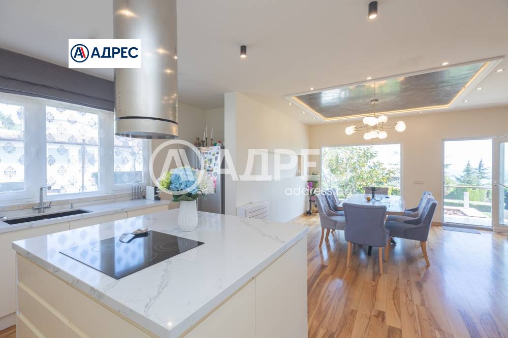 Продава КЪЩА, гр. Варна, м-т Акчелар, снимка 8 - Къщи - 55222855