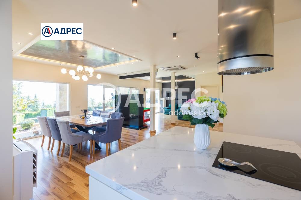 Продава КЪЩА, гр. Варна, м-т Акчелар, снимка 2 - Къщи - 55222855