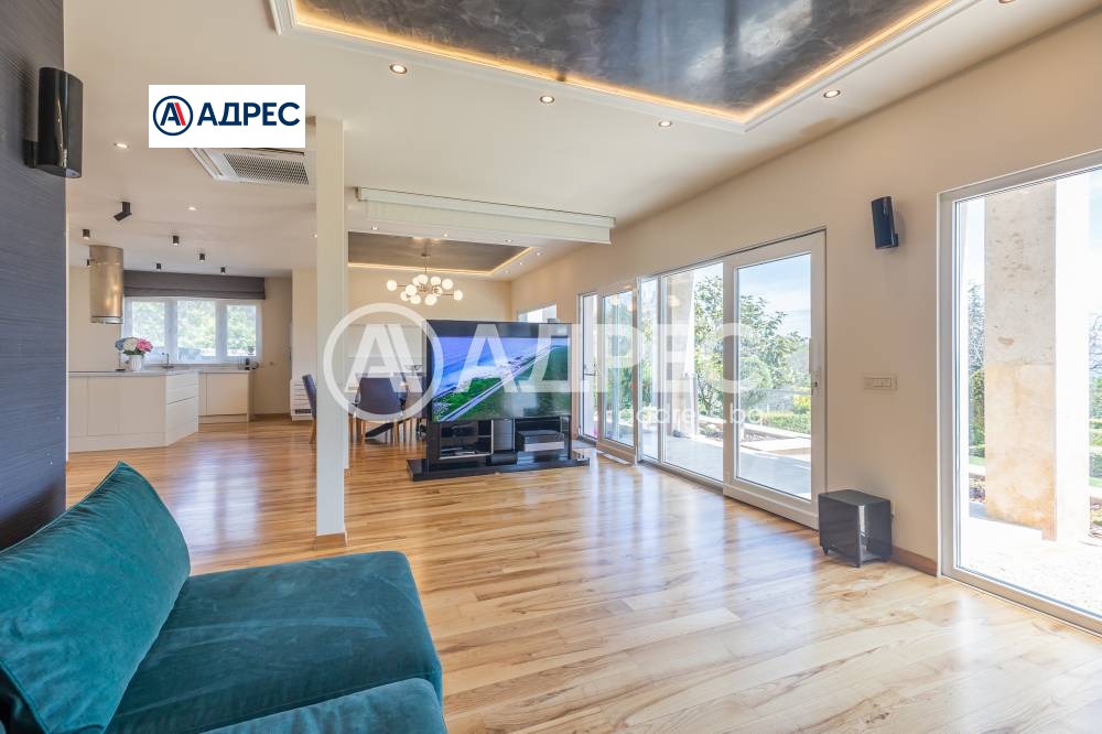 Продава КЪЩА, гр. Варна, м-т Акчелар, снимка 17 - Къщи - 55222855