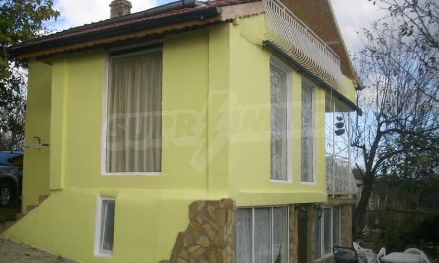 Продава КЪЩА, с. Осеново, област Варна