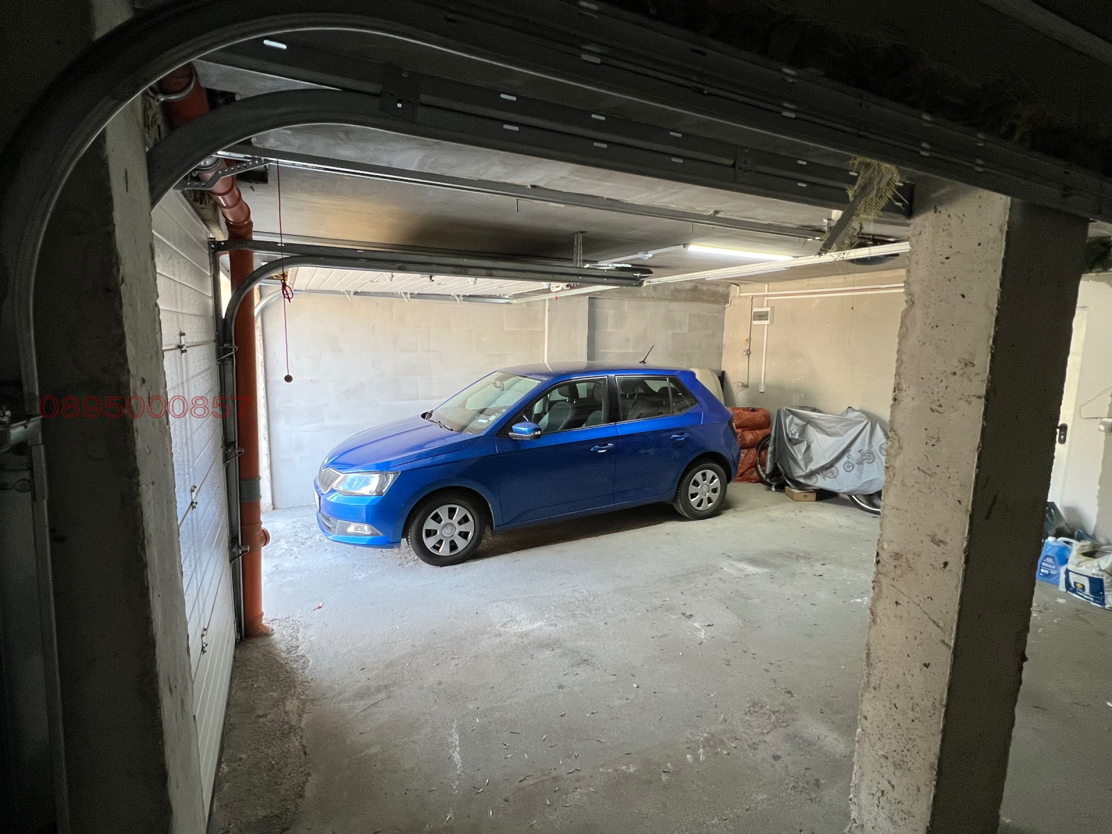 Продава ГАРАЖ, ПАРКОМЯСТО, гр. Перник, Изток, снимка 6 - Гаражи и паркоместа - 53857611