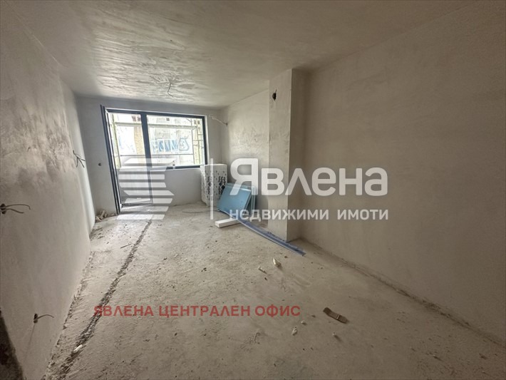 Продава 2-СТАЕН, гр. София, Център