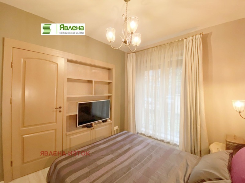 Продава 2-СТАЕН, гр. София, Център, снимка 2 - Апартаменти - 53426449