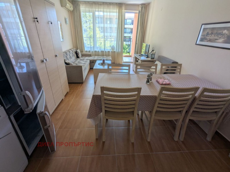 Продава 3-СТАЕН, гр. Свети Влас, област Бургас