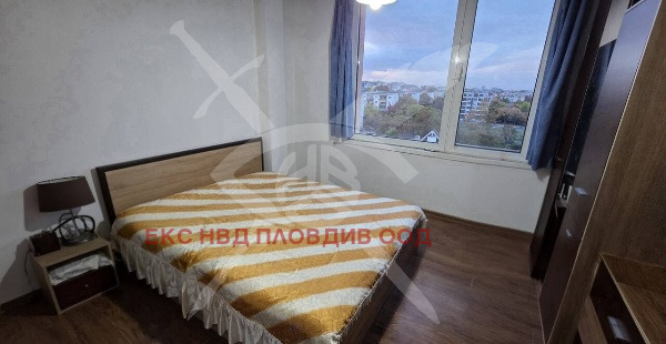 Продава МНОГОСТАЕН, гр. Пловдив, Кючук Париж