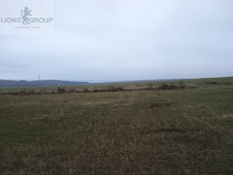 Продава ПАРЦЕЛ, с. Близнаци, област Варна