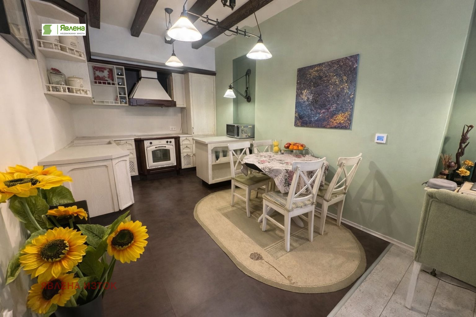 Продава 2-СТАЕН, гр. София, Център