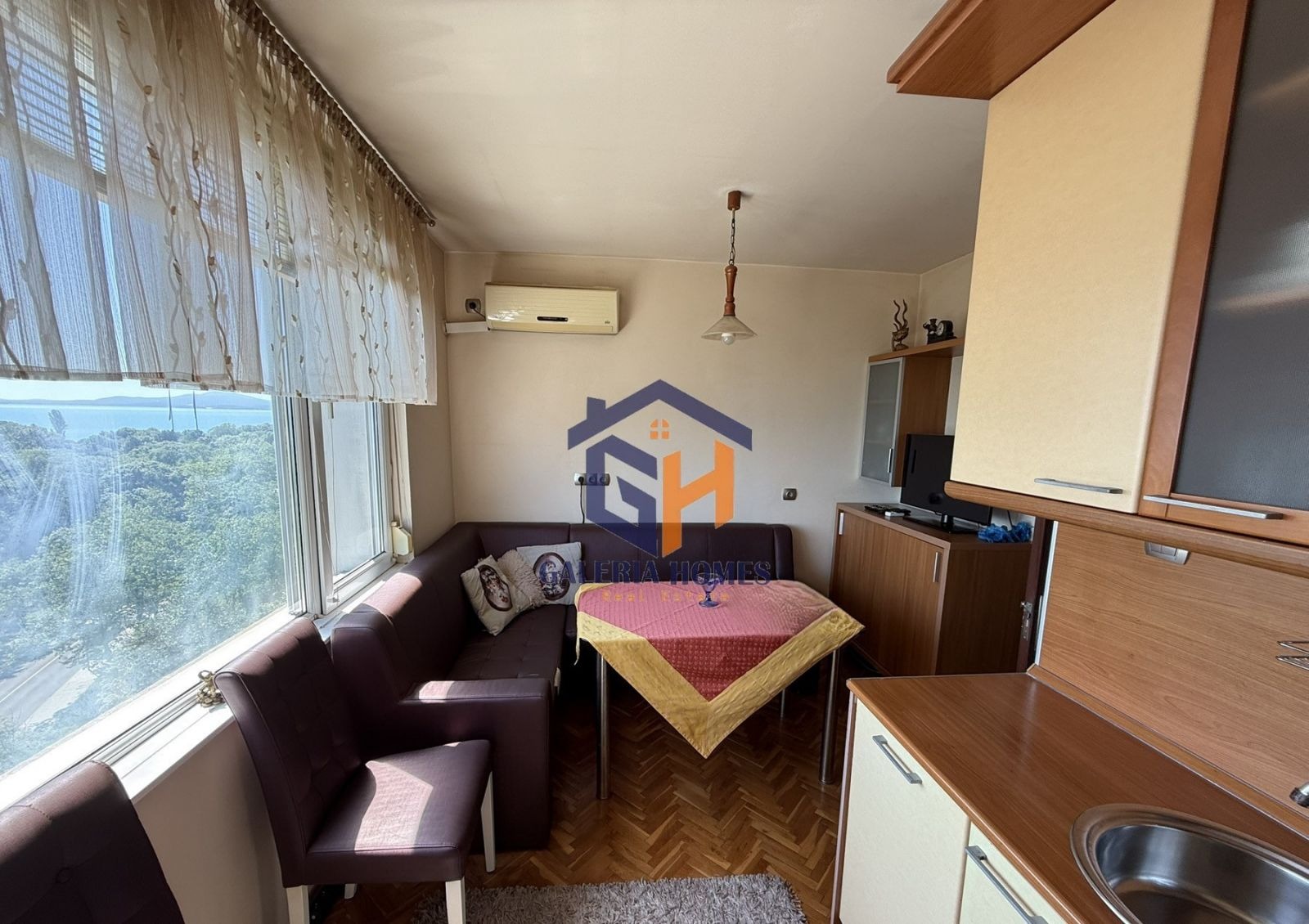 Продава 3-СТАЕН, гр. Бургас, Лазур, снимка 3 - Апартаменти - 54698696