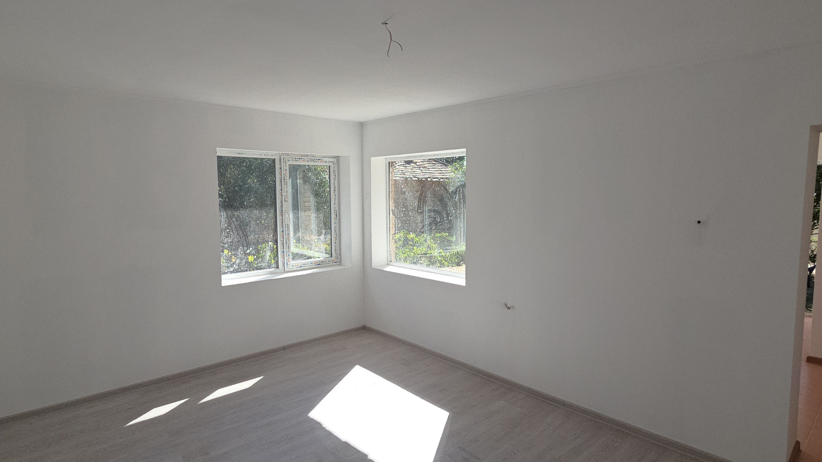 Продава КЪЩА, гр. Вълчи дол, област Варна, снимка 12 - Къщи - 55768009