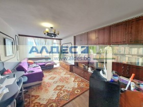 2 bedroom Banishora, Sofia 1