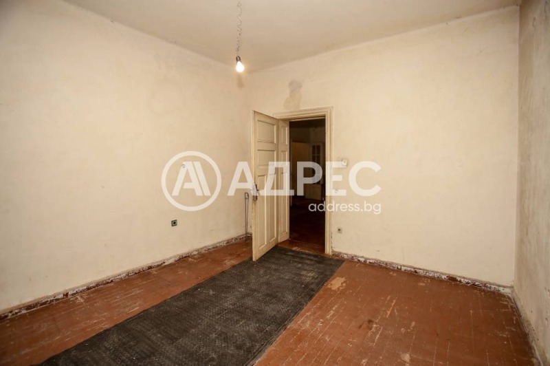 Te koop  3+ slaapkamer Sofia , Tsentar , 181 m² | 73868614 - afbeelding [12]