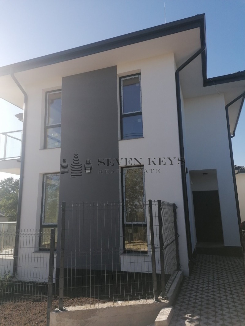 Продава КЪЩА, гр. Варна, м-т Горна Трака, снимка 3 - Къщи - 52547065