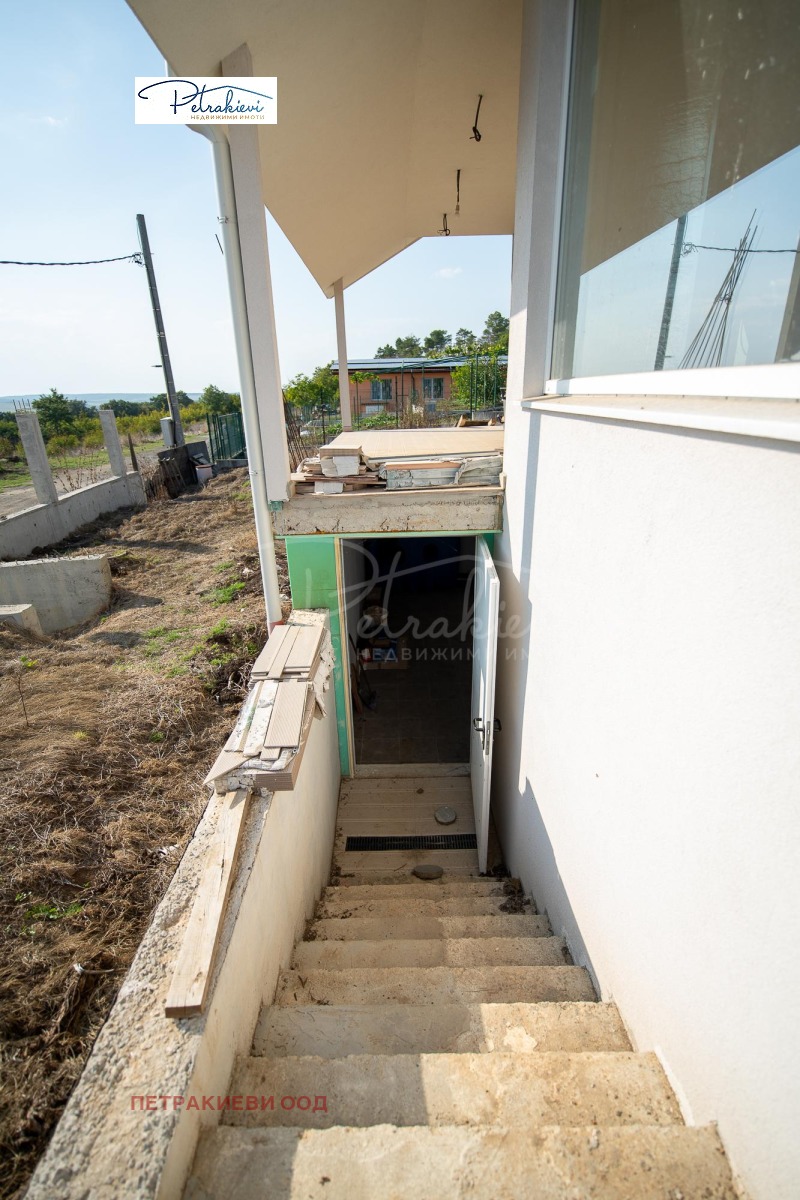 Продава КЪЩА, с. Веселие, област Бургас, снимка 15 - Къщи - 52627051