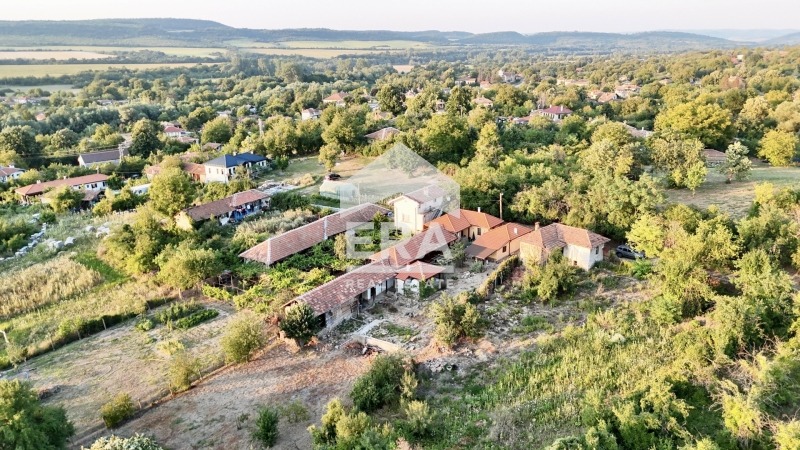 Продава КЪЩА, с. Къпиново, област Велико Търново, снимка 16 - Къщи - 55628560