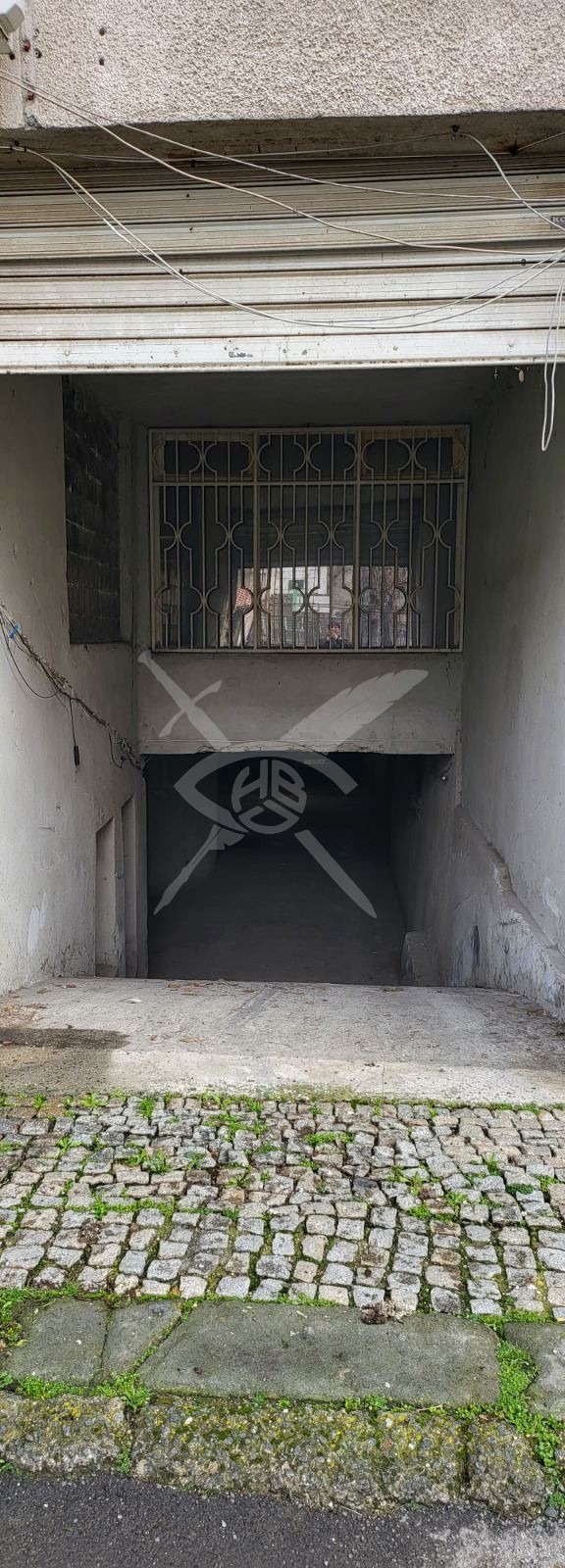 Продава ГАРАЖ, ПАРКОМЯСТО, гр. Бургас, Център