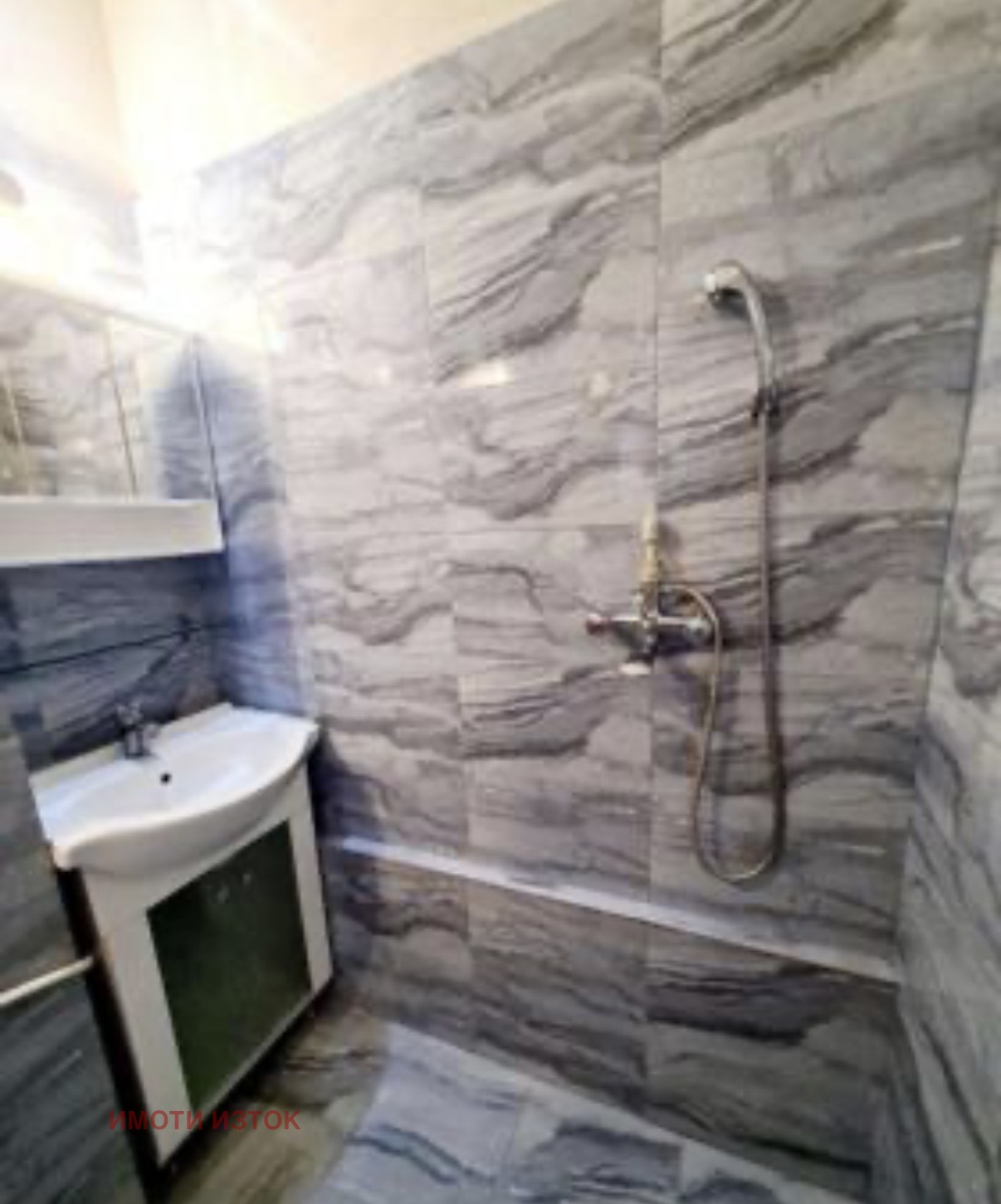 Продава 1-СТАЕН, гр. Перник, Изток, снимка 10 - Апартаменти - 54293251