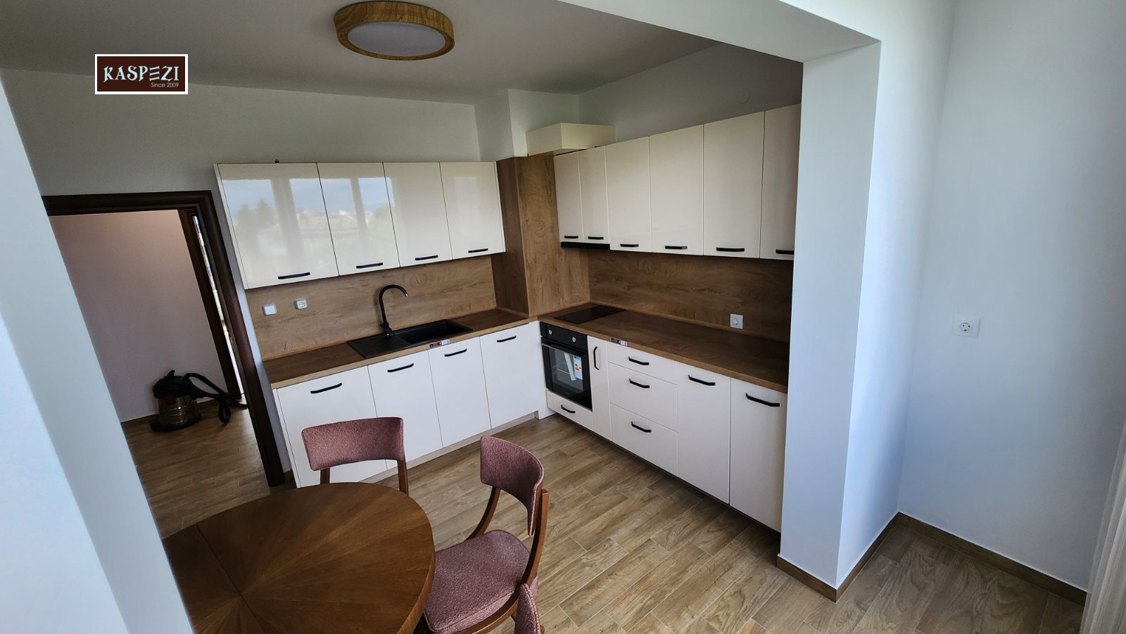 Продава 3-СТАЕН, гр. София, Гоце Делчев, снимка 3 - Апартаменти - 54777488