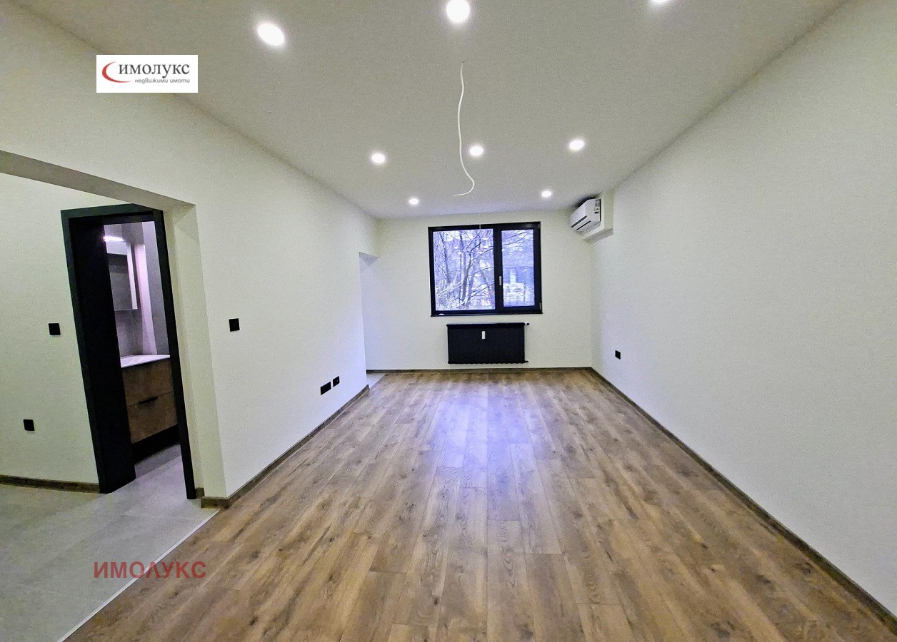 Продава МНОГОСТАЕН, гр. София, Лозенец, снимка 2 - Апартаменти - 54042087