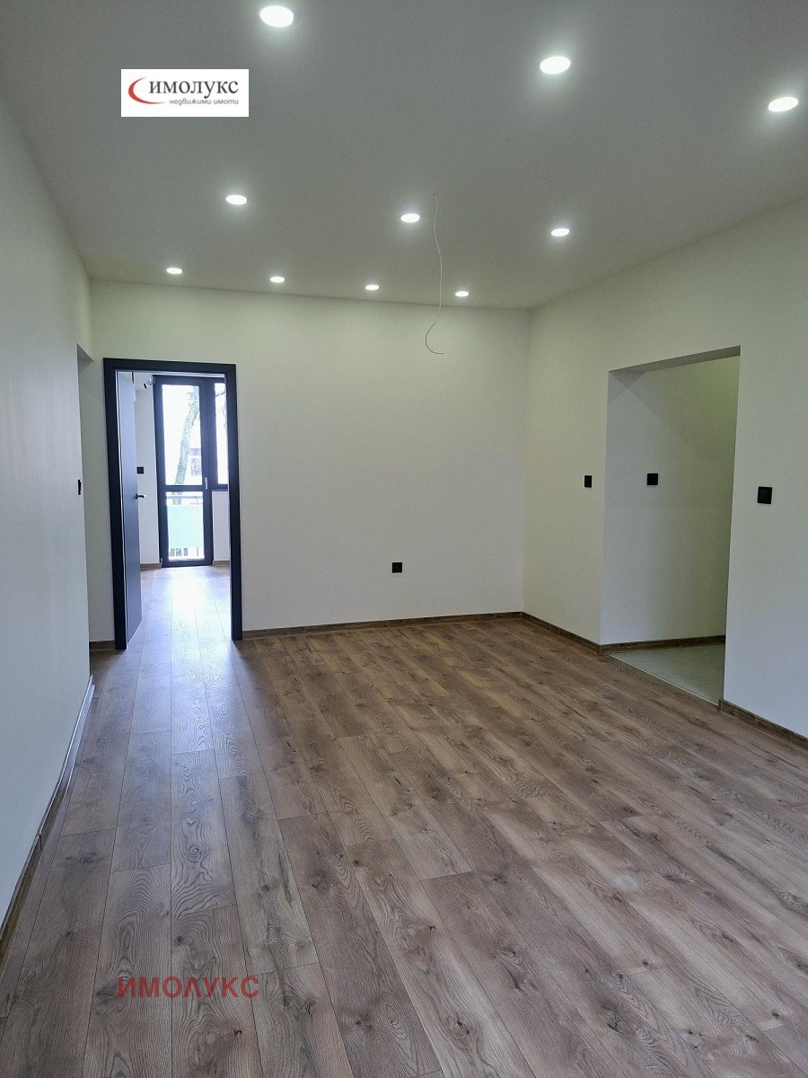 Продава МНОГОСТАЕН, гр. София, Лозенец, снимка 3 - Апартаменти - 54042087