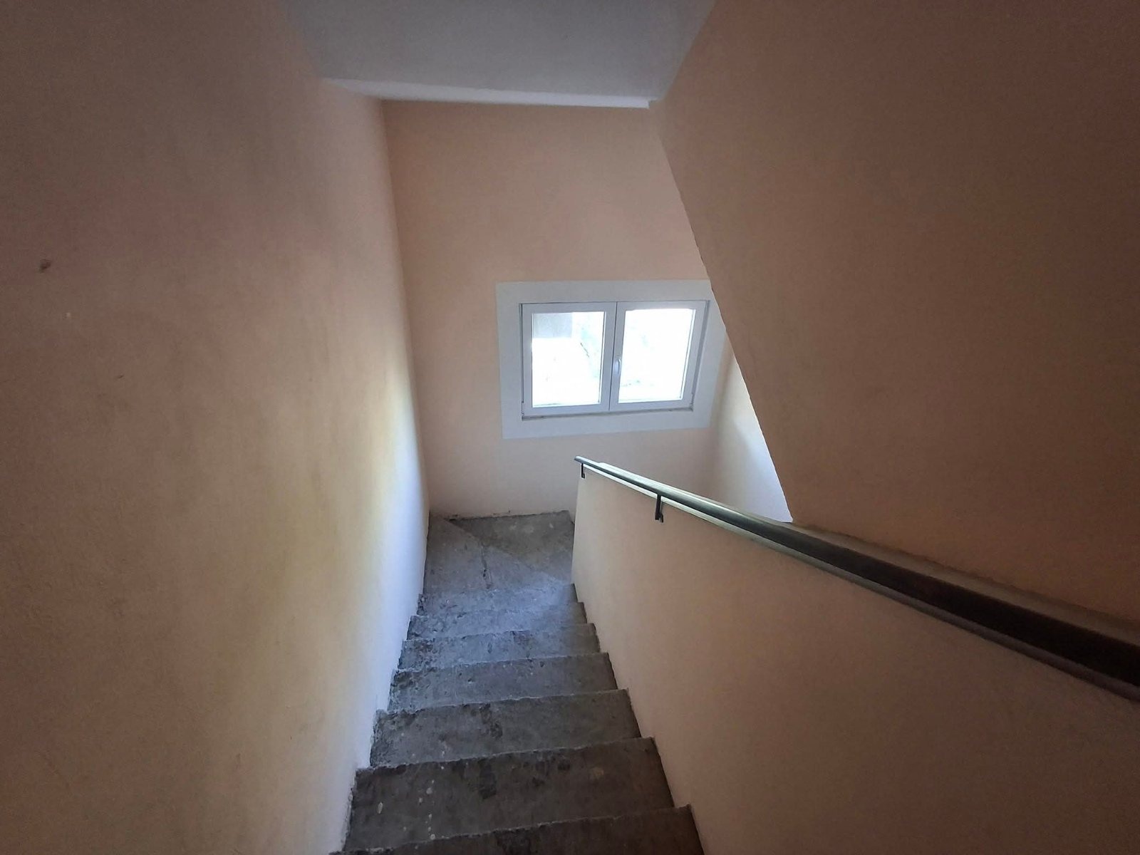 Продава МНОГОСТАЕН, гр. Петрич, област Благоевград, снимка 17 - Апартаменти - 55309871