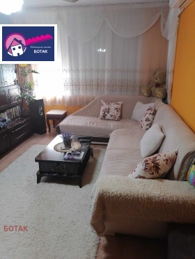 1 bedroom Iztok, Pazardzhik 1